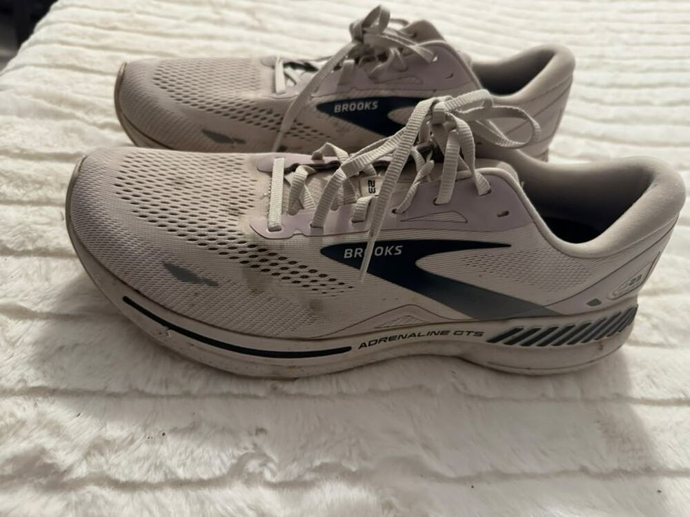 Brooks Adrenaline GTS 23 Men's Running Shoes Size 13 D Crystal Grey